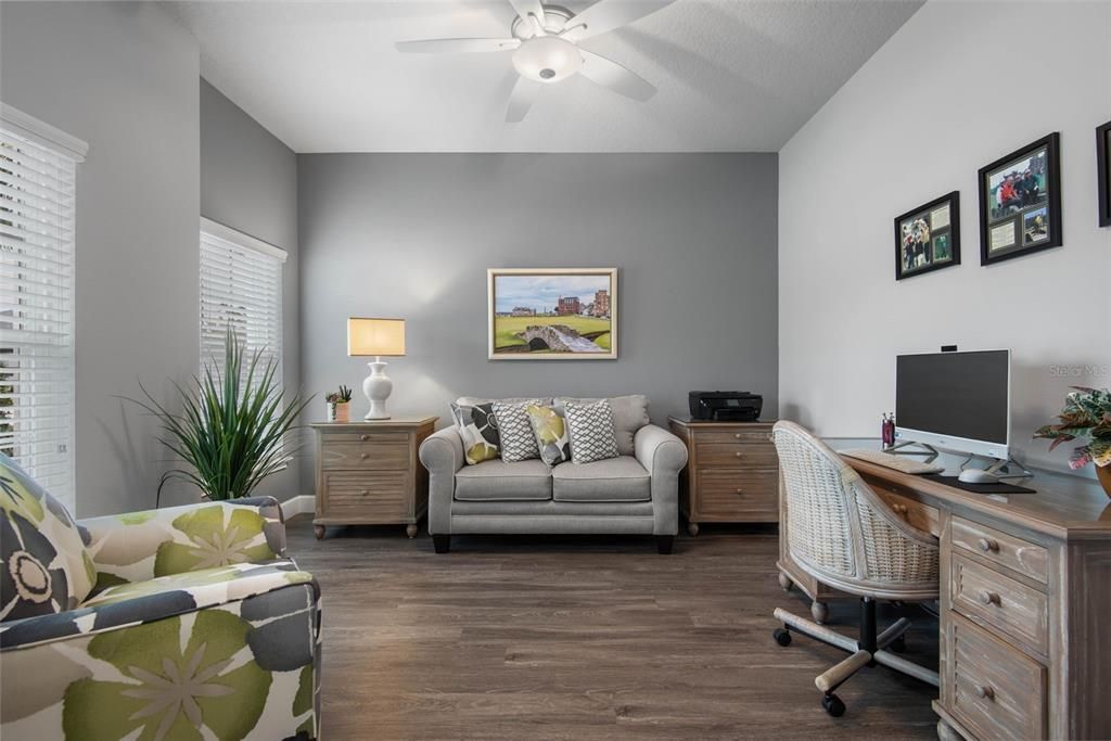 待售: $550,000 (3 贝兹, 2 浴室, 1991 平方英尺)