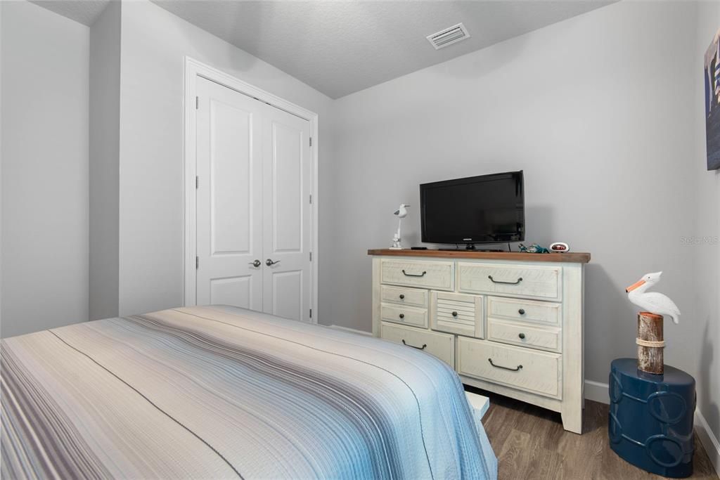 待售: $550,000 (3 贝兹, 2 浴室, 1991 平方英尺)