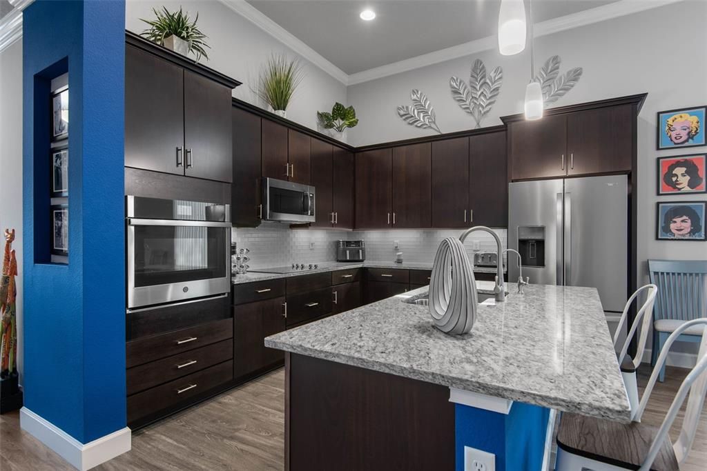 待售: $550,000 (3 贝兹, 2 浴室, 1991 平方英尺)