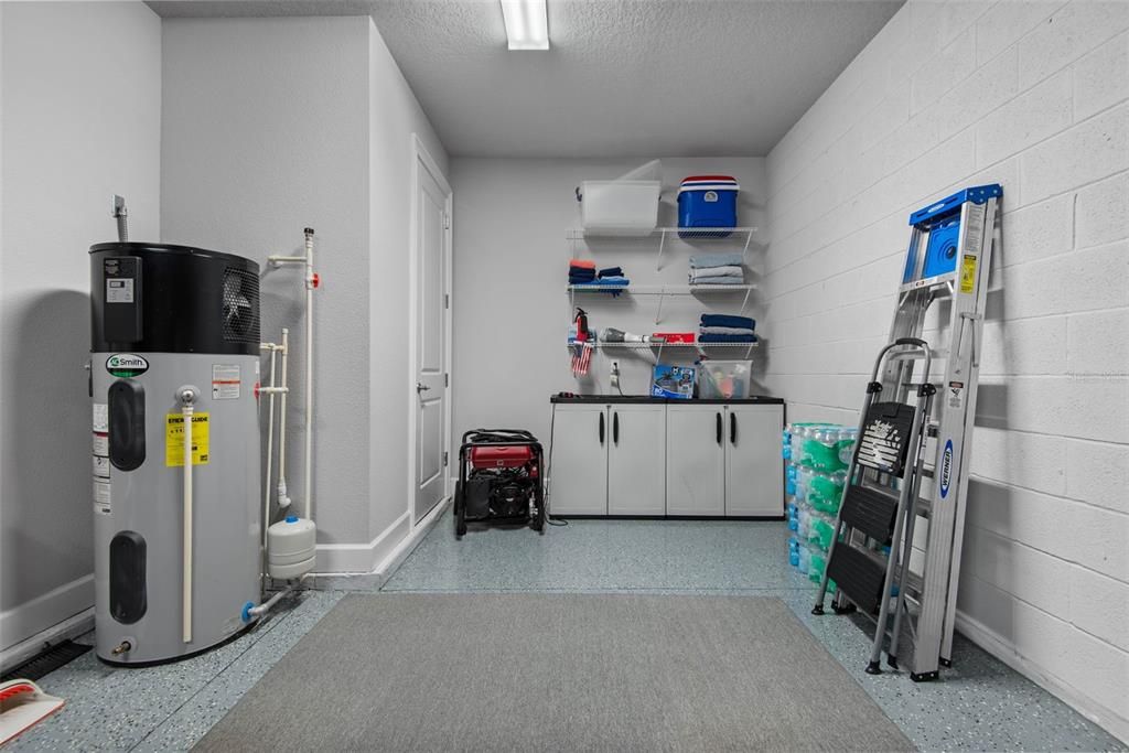 待售: $550,000 (3 贝兹, 2 浴室, 1991 平方英尺)