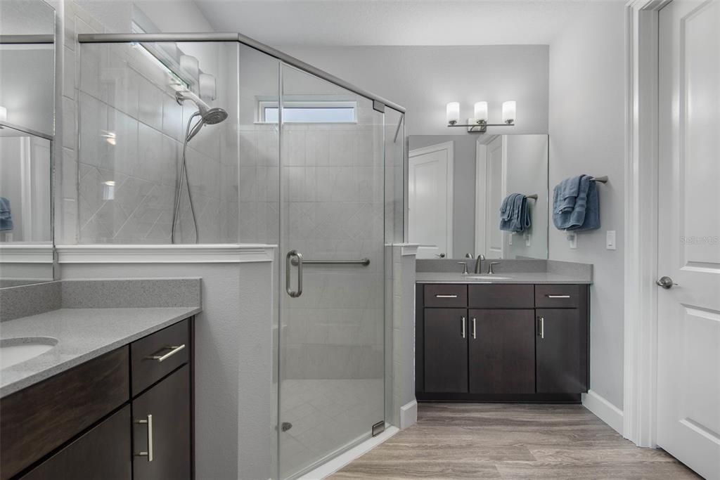 待售: $550,000 (3 贝兹, 2 浴室, 1991 平方英尺)