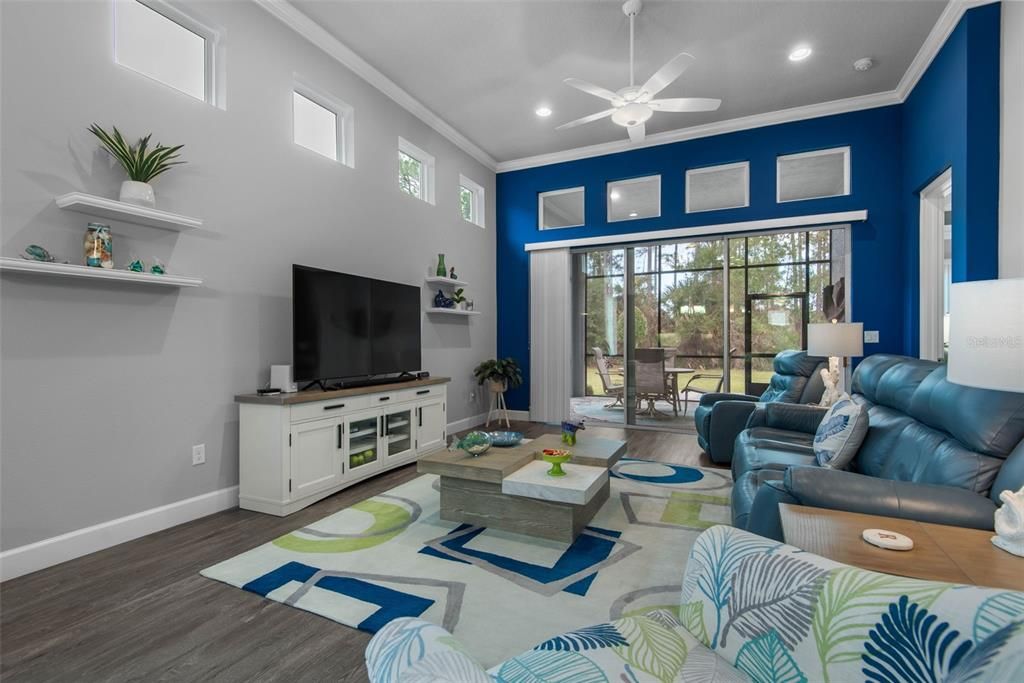 待售: $550,000 (3 贝兹, 2 浴室, 1991 平方英尺)