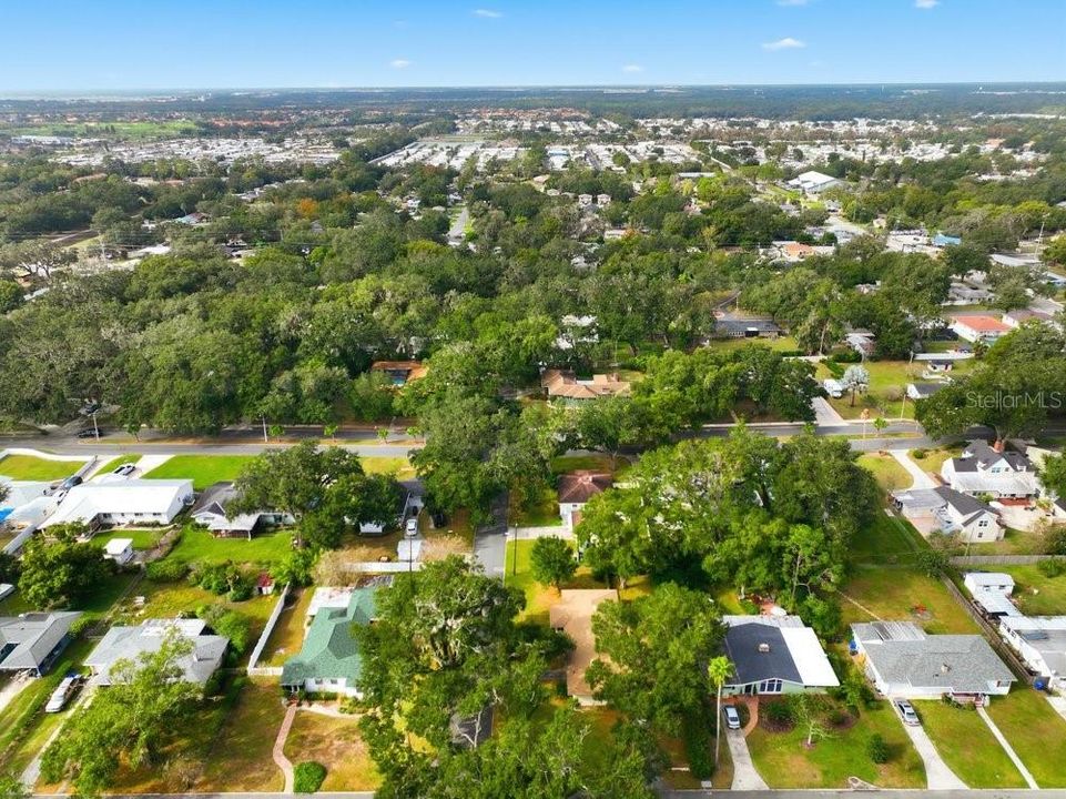 En Venta: $235,000 (2 camas, 2 baños, 1403 Pies cuadrados)