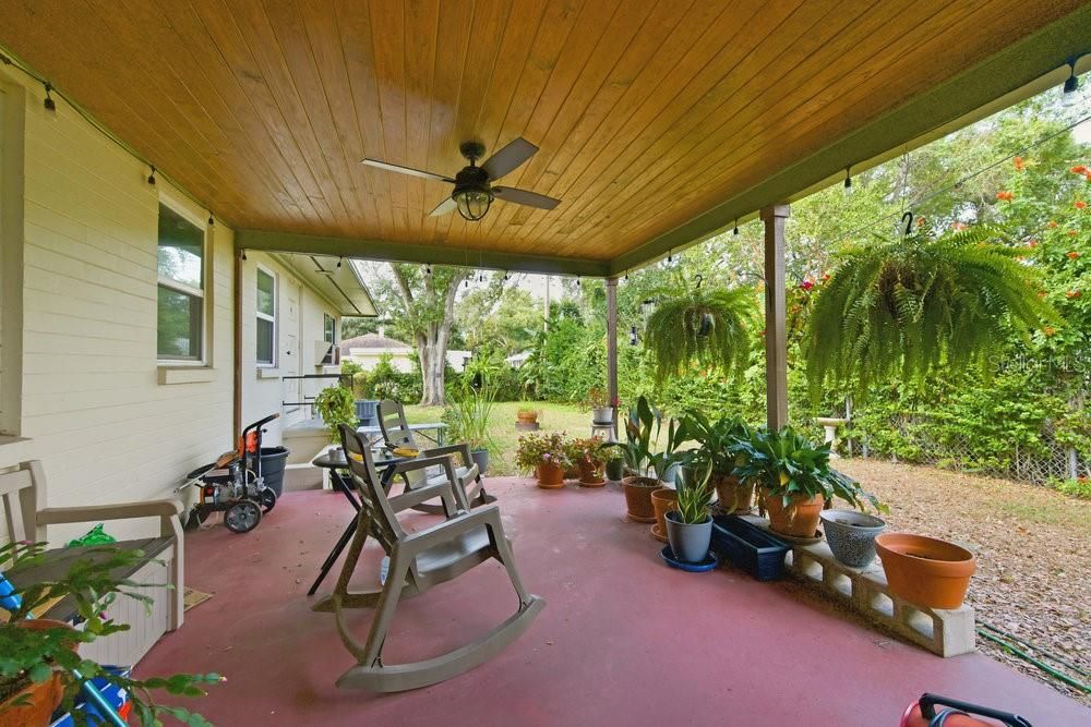 En Venta: $235,000 (2 camas, 2 baños, 1403 Pies cuadrados)