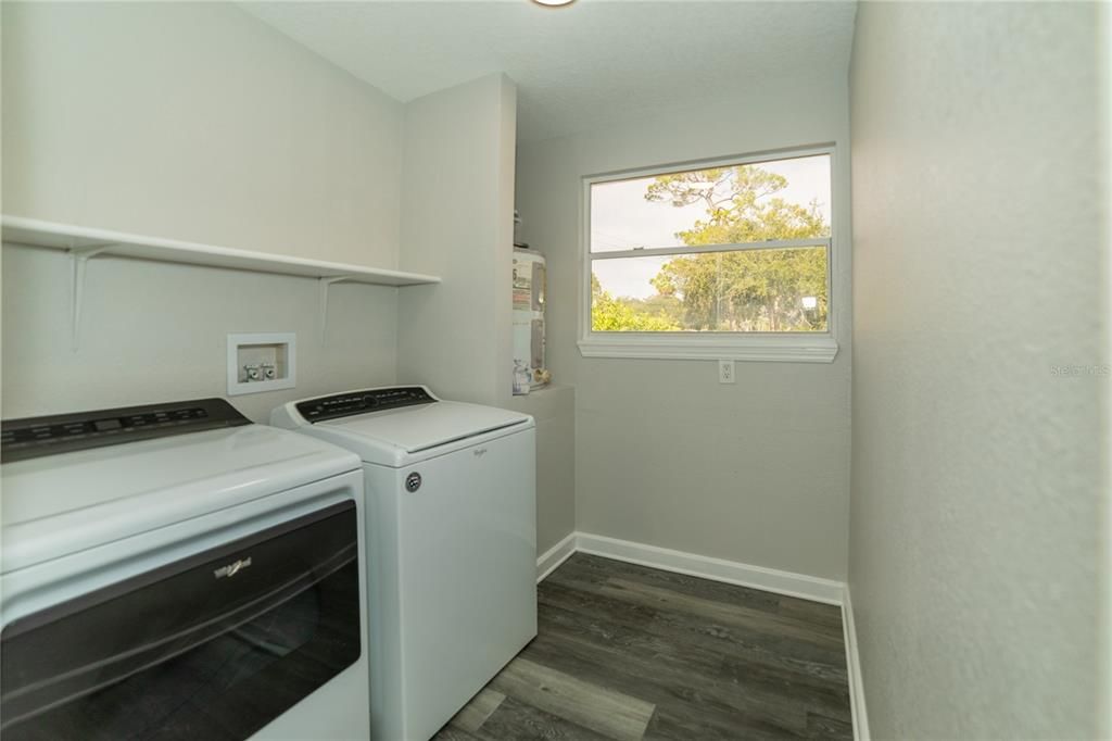 En Venta: $275,000 (2 camas, 1 baños, 905 Pies cuadrados)