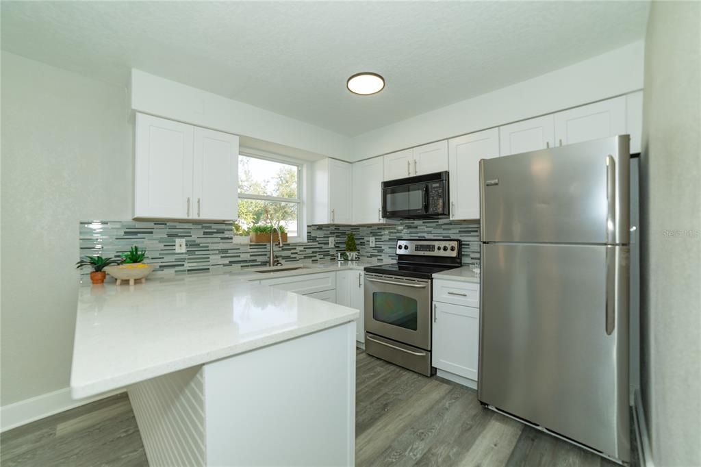 En Venta: $275,000 (2 camas, 1 baños, 905 Pies cuadrados)