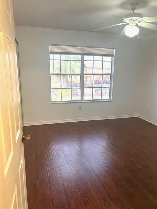 出租: $1,790 (2 贝兹, 2 浴室, 1120 平方英尺)