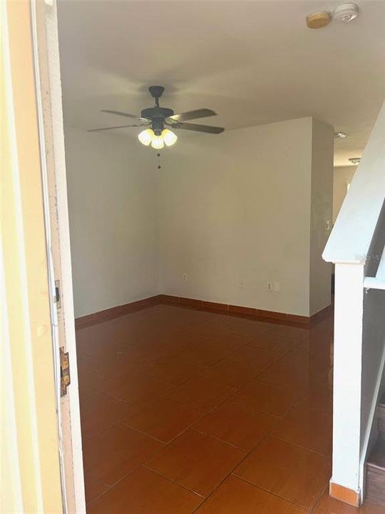 出租: $1,790 (2 贝兹, 2 浴室, 1120 平方英尺)