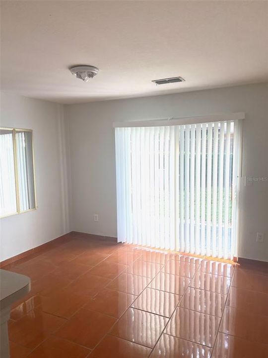 出租: $1,790 (2 贝兹, 2 浴室, 1120 平方英尺)