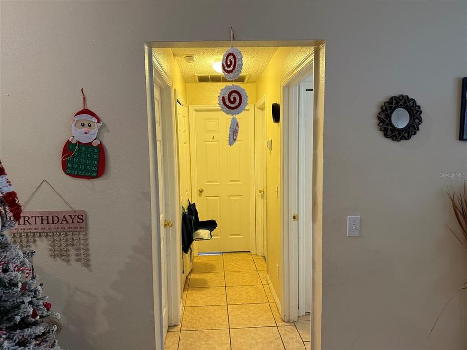 For Sale: $295,000 (3 beds, 2 baths, 1825 Square Feet)