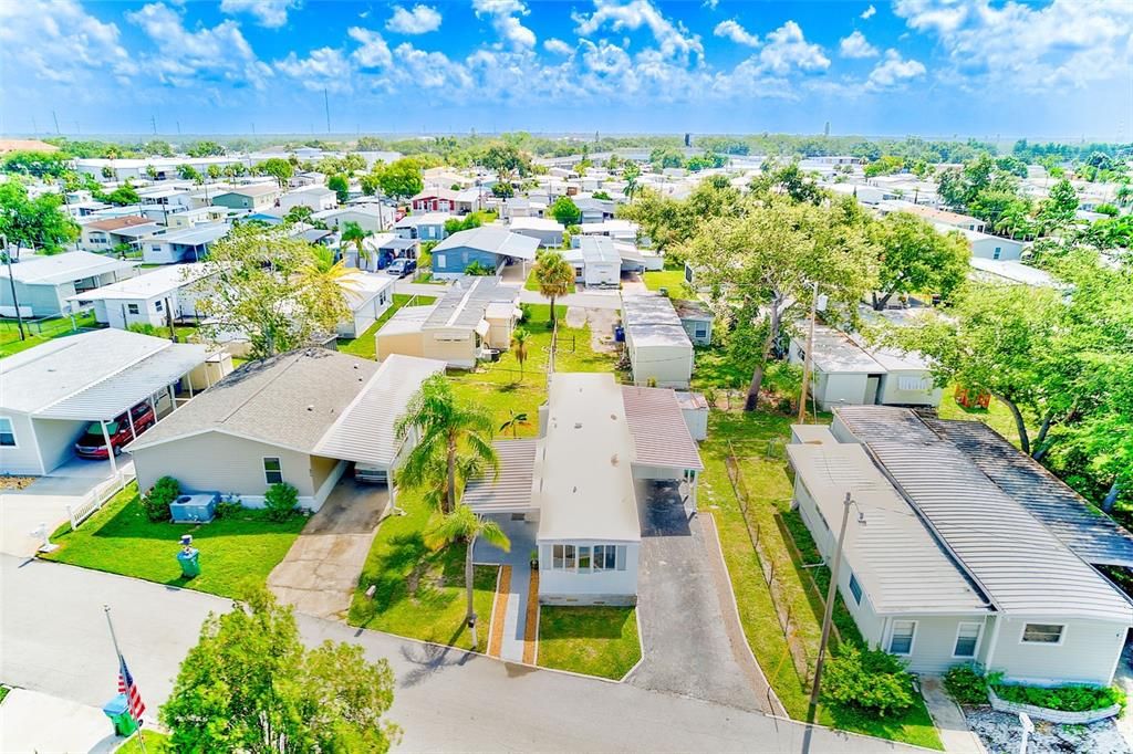 For Sale: $139,900 (3 beds, 2 baths, 720 Square Feet)