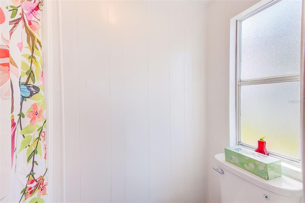 For Sale: $139,900 (3 beds, 2 baths, 720 Square Feet)