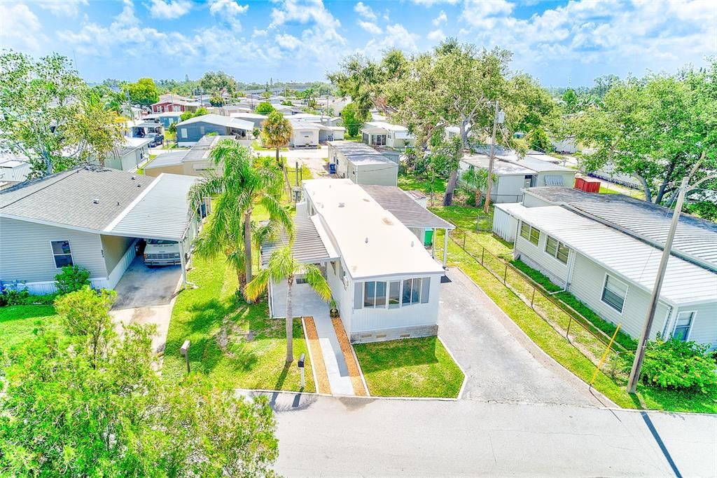 For Sale: $139,900 (3 beds, 2 baths, 720 Square Feet)