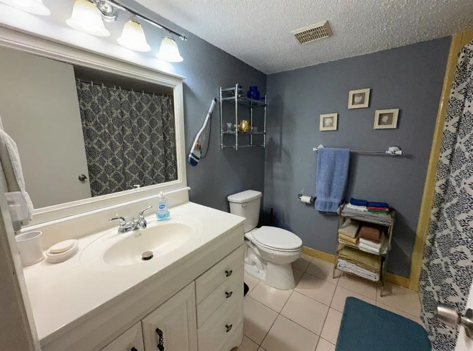 For Sale: $209,999 (2 beds, 2 baths, 1075 Square Feet)