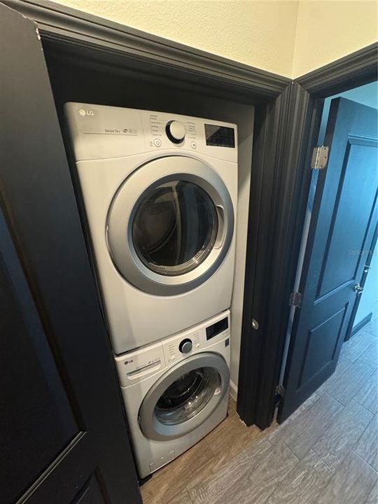 For Rent: $3,850 (4 beds, 2 baths, 1706 Square Feet)