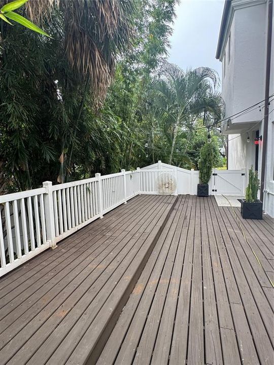 For Rent: $3,850 (4 beds, 2 baths, 1706 Square Feet)