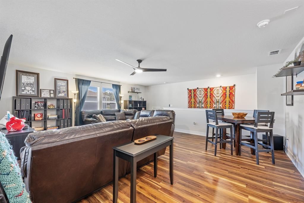 For Sale: $670,000 (4 beds, 3 baths, 2855 Square Feet)