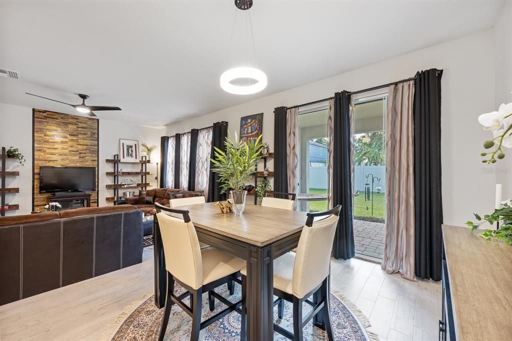 For Sale: $670,000 (4 beds, 3 baths, 2855 Square Feet)