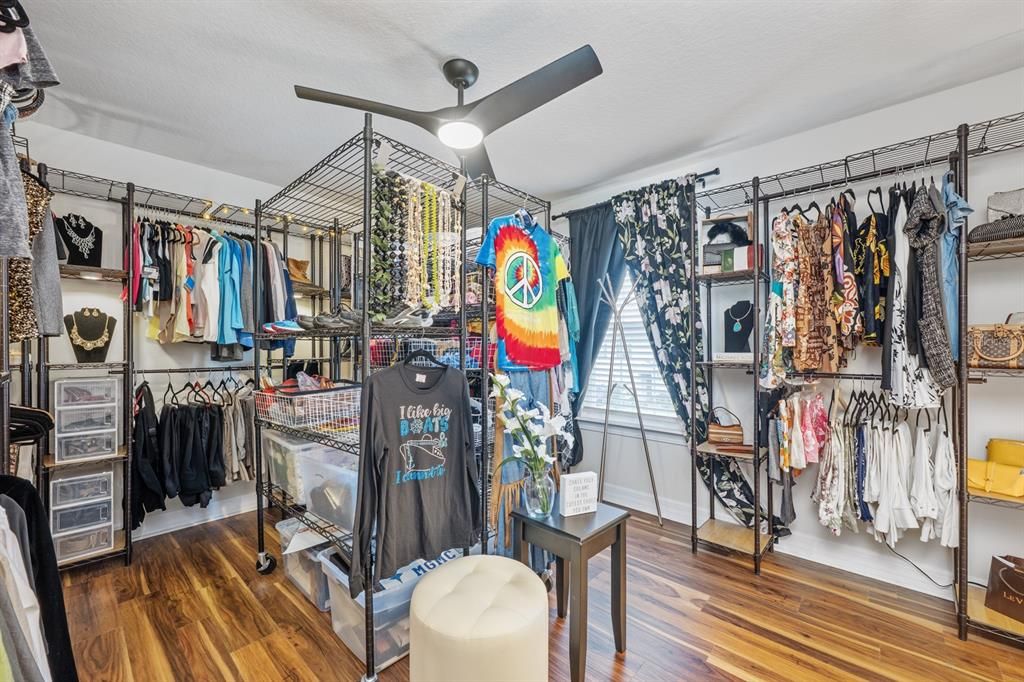 For Sale: $670,000 (4 beds, 3 baths, 2855 Square Feet)