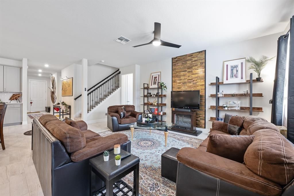 For Sale: $670,000 (4 beds, 3 baths, 2855 Square Feet)