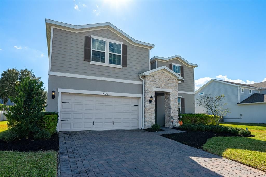 For Sale: $670,000 (4 beds, 3 baths, 2855 Square Feet)