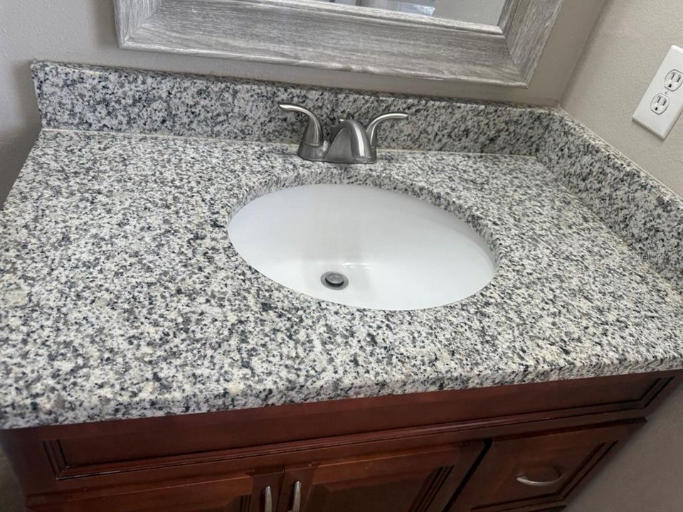 For Sale: $264,900 (3 beds, 2 baths, 1149 Square Feet)