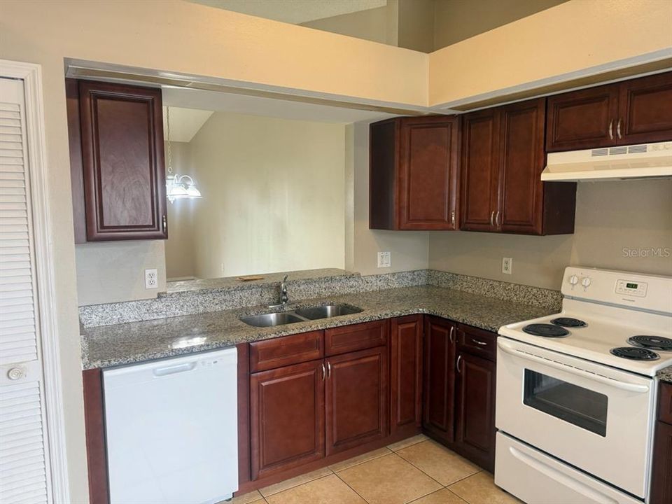 For Sale: $264,900 (3 beds, 2 baths, 1149 Square Feet)