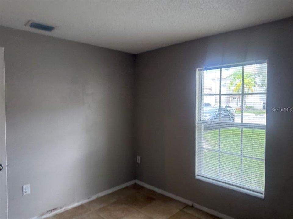 For Sale: $264,900 (3 beds, 2 baths, 1149 Square Feet)