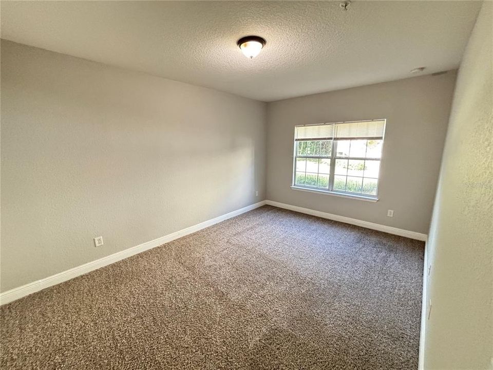 For Sale: $178,000 (2 beds, 2 baths, 1103 Square Feet)