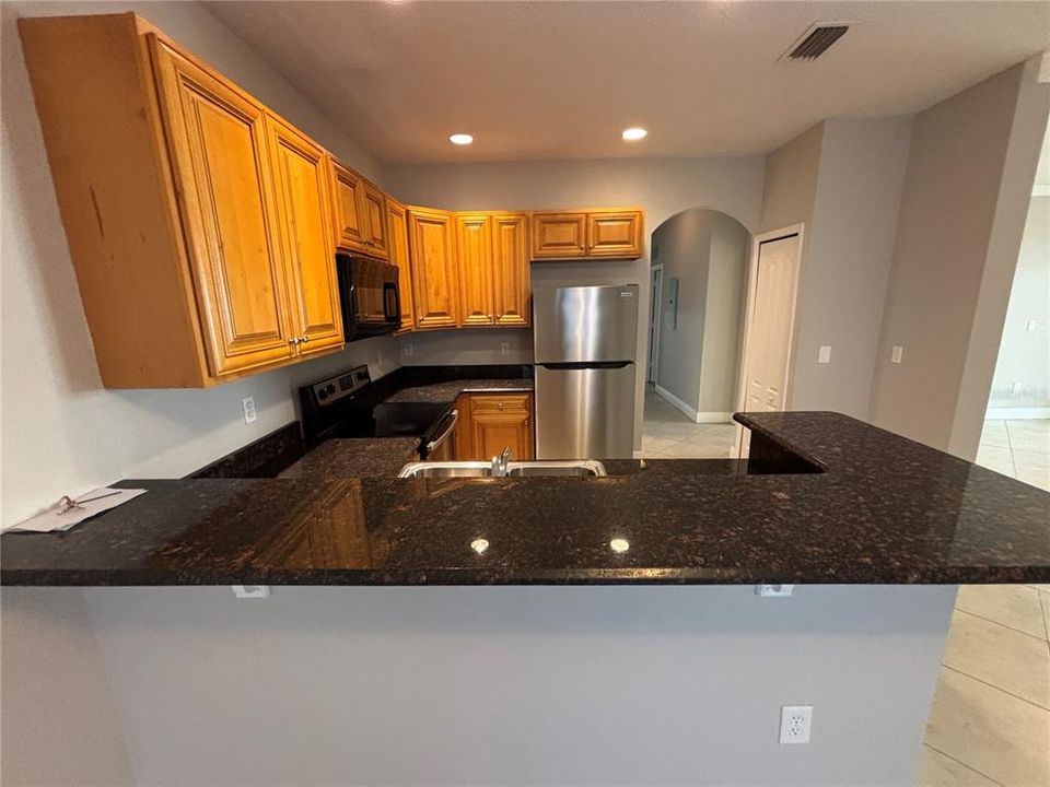 For Sale: $178,000 (2 beds, 2 baths, 1103 Square Feet)