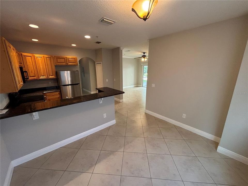 For Sale: $178,000 (2 beds, 2 baths, 1103 Square Feet)