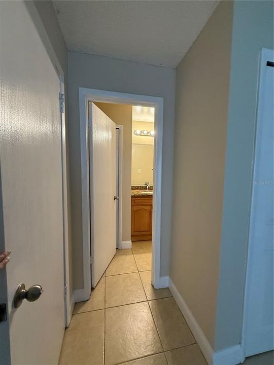 En Renta: $1,700 (2 camas, 2 baños, 910 Pies cuadrados)