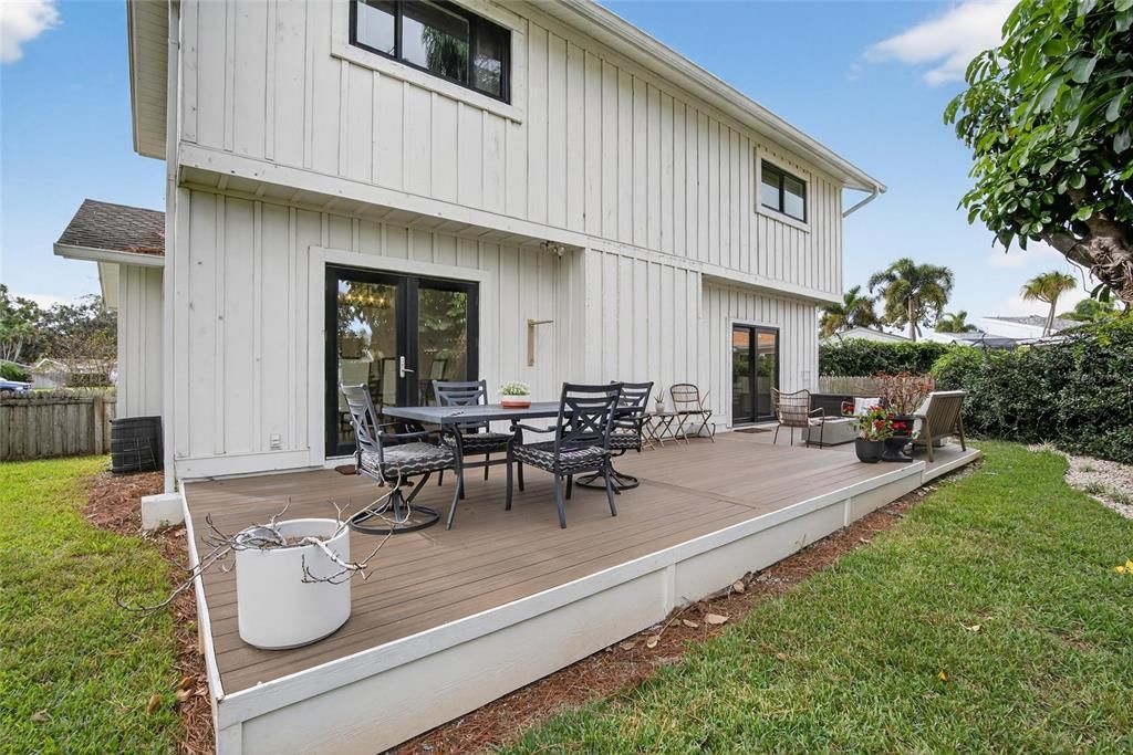 For Sale: $594,900 (3 beds, 2 baths, 2393 Square Feet)