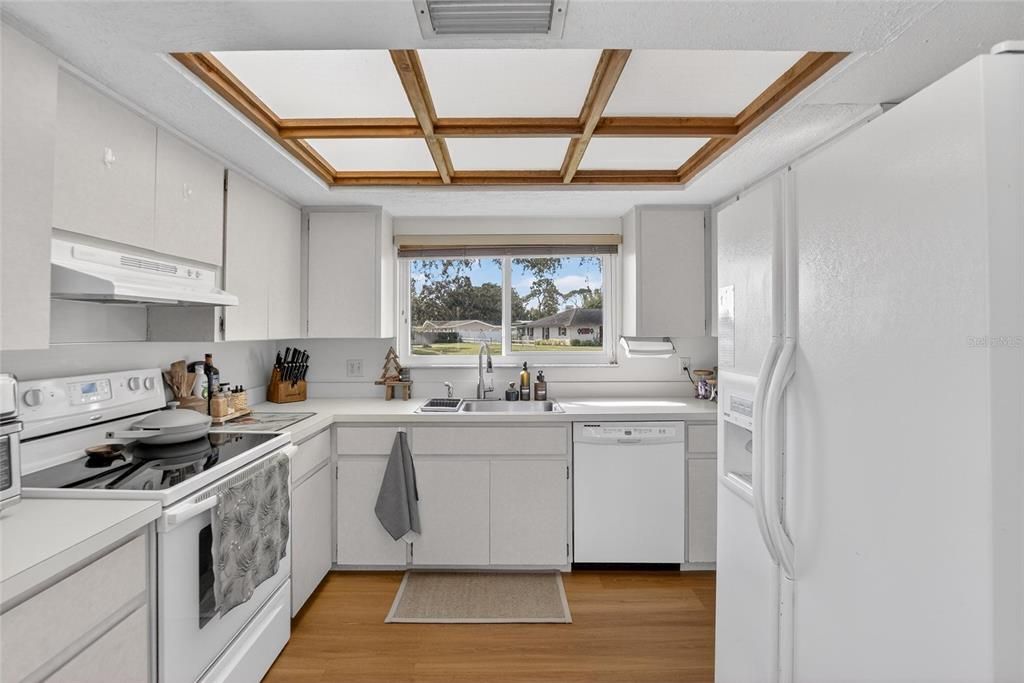 For Sale: $594,900 (3 beds, 2 baths, 2393 Square Feet)