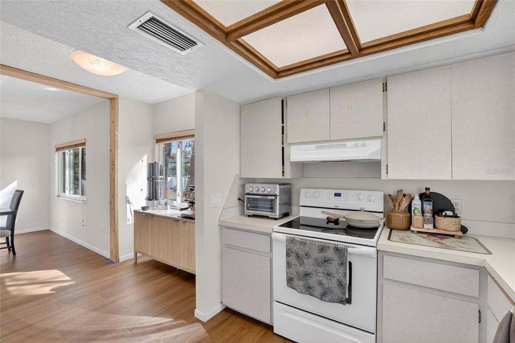 For Sale: $594,900 (3 beds, 2 baths, 2393 Square Feet)