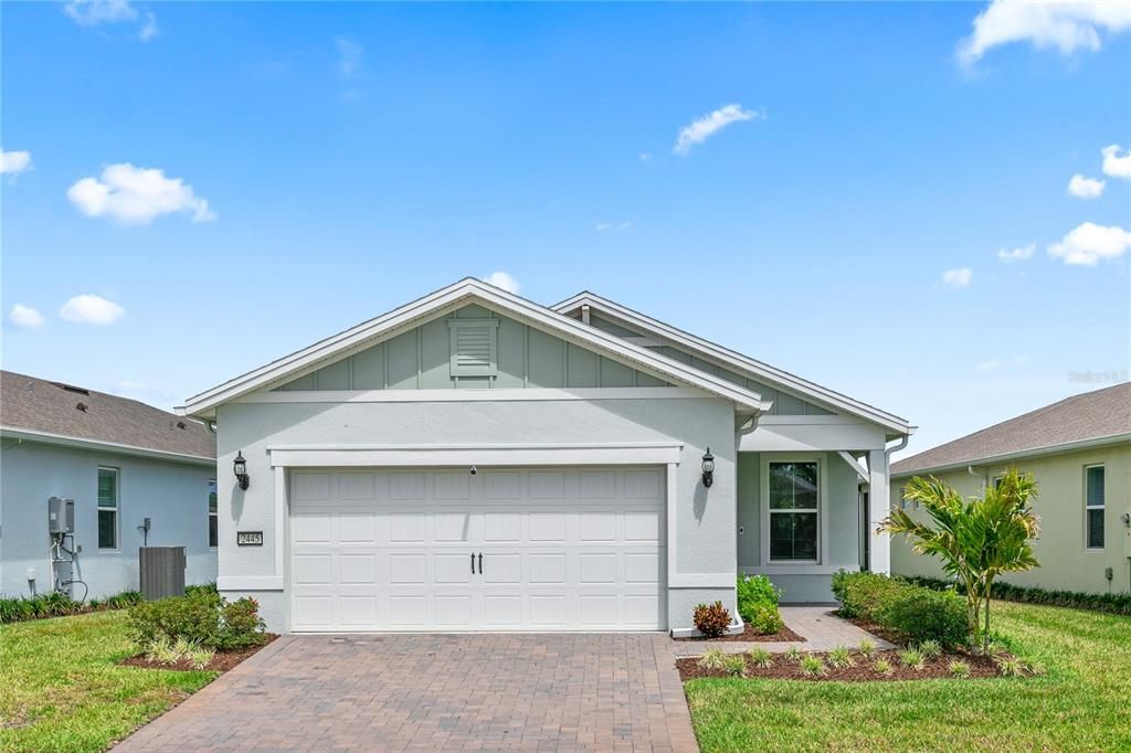 For Sale: $425,000 (2 beds, 2 baths, 1401 Square Feet)