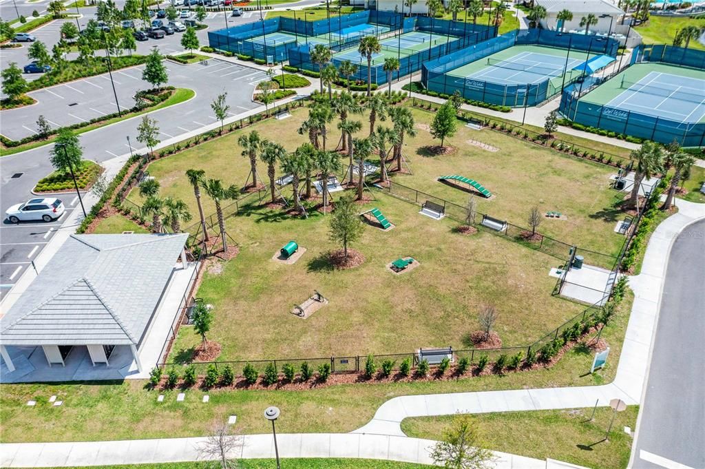 For Sale: $425,000 (2 beds, 2 baths, 1401 Square Feet)