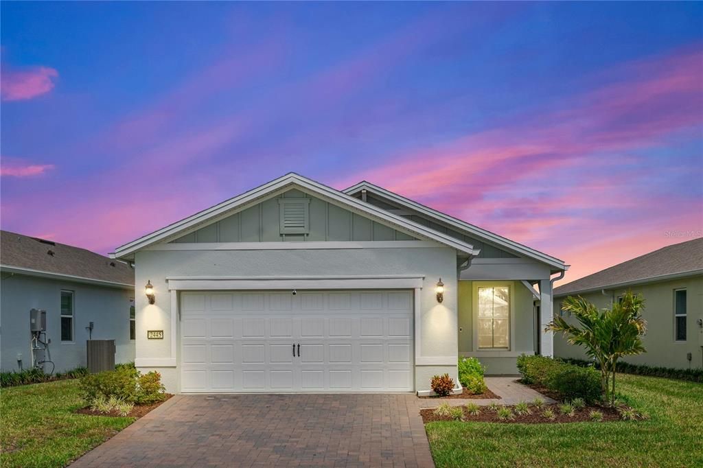 For Sale: $425,000 (2 beds, 2 baths, 1401 Square Feet)