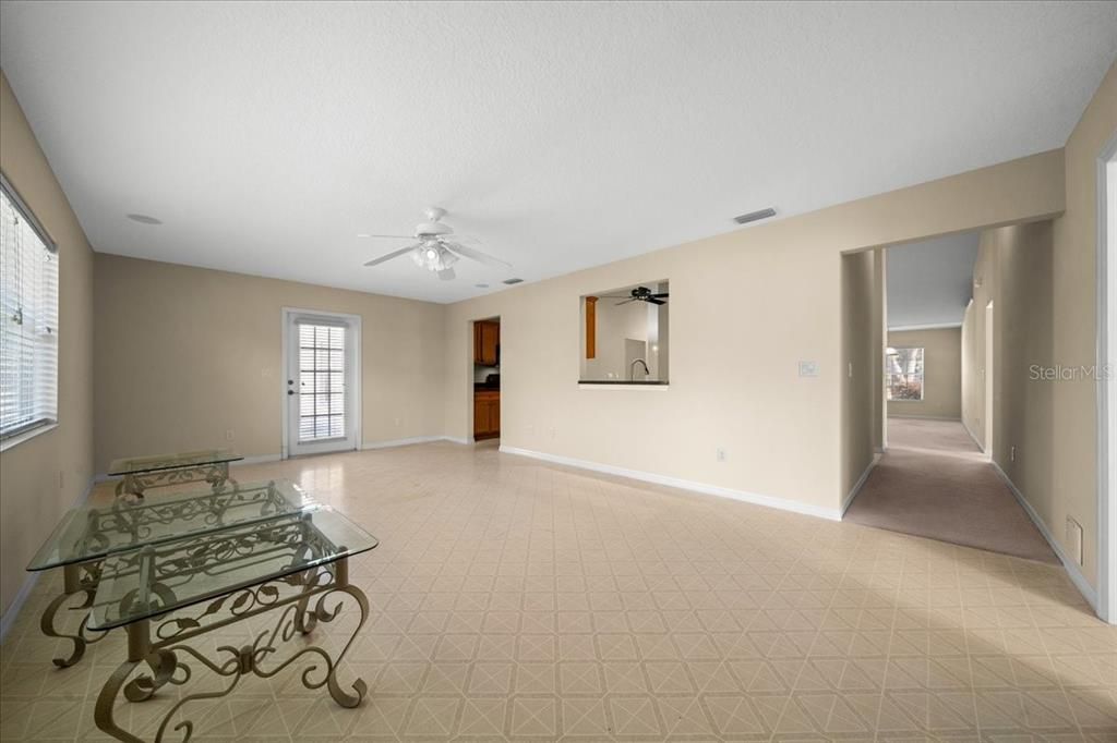 For Sale: $329,000 (3 beds, 2 baths, 2367 Square Feet)