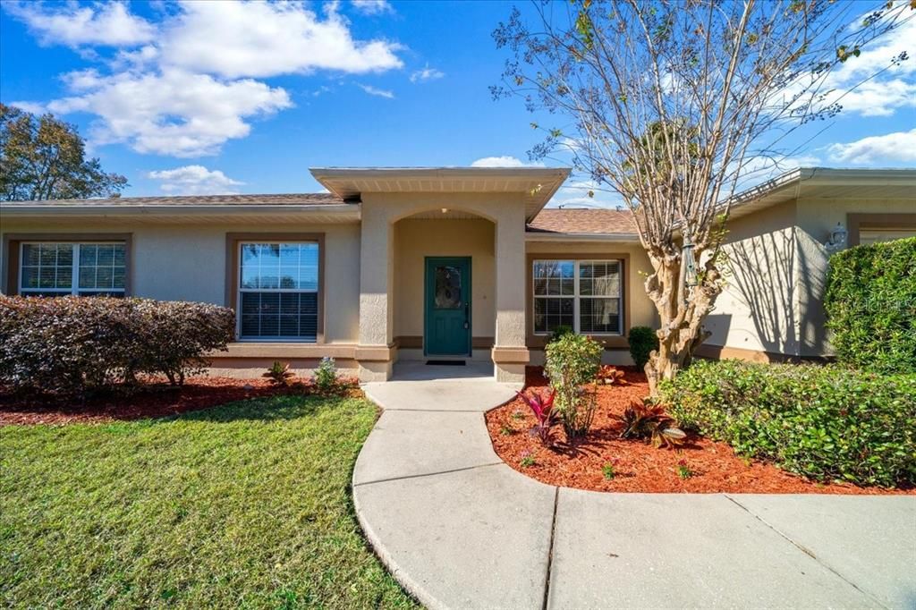 For Sale: $329,000 (3 beds, 2 baths, 2367 Square Feet)