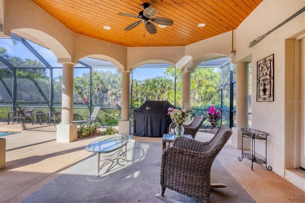 待售: $1,990,000 (5 贝兹, 3 浴室, 3954 平方英尺)