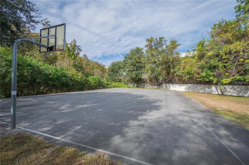 На продажу: $309,000 (3 спален, 2 ванн, 1495 Квадратных фут)