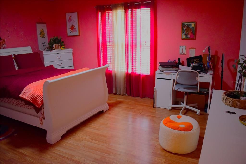 На продажу: $309,000 (3 спален, 2 ванн, 1495 Квадратных фут)