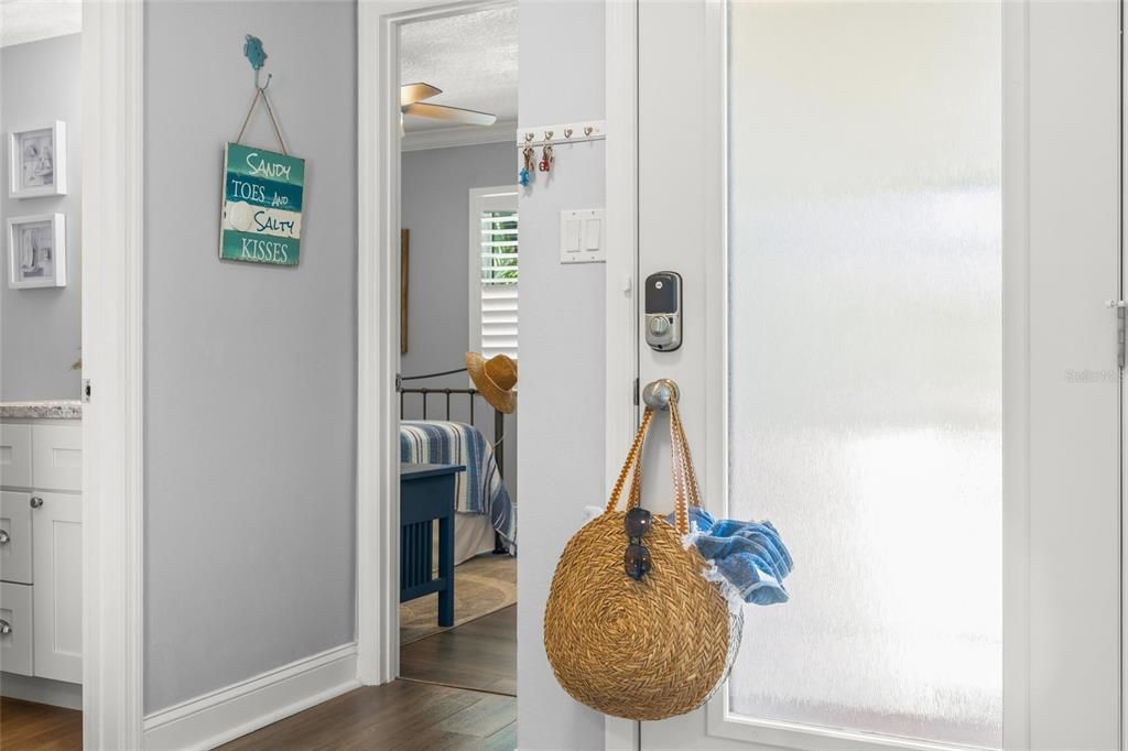 待售: $659,000 (2 贝兹, 2 浴室, 1200 平方英尺)