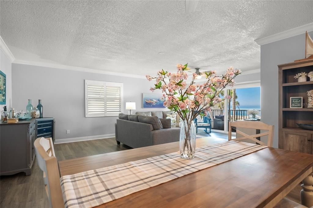 待售: $659,000 (2 贝兹, 2 浴室, 1200 平方英尺)