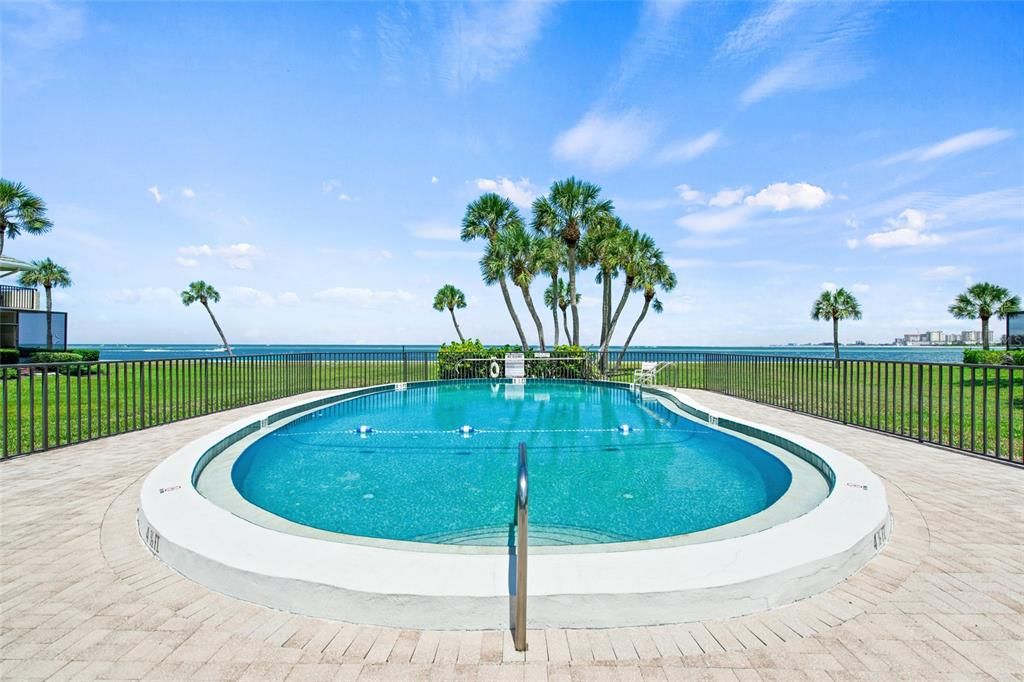 待售: $659,000 (2 贝兹, 2 浴室, 1200 平方英尺)