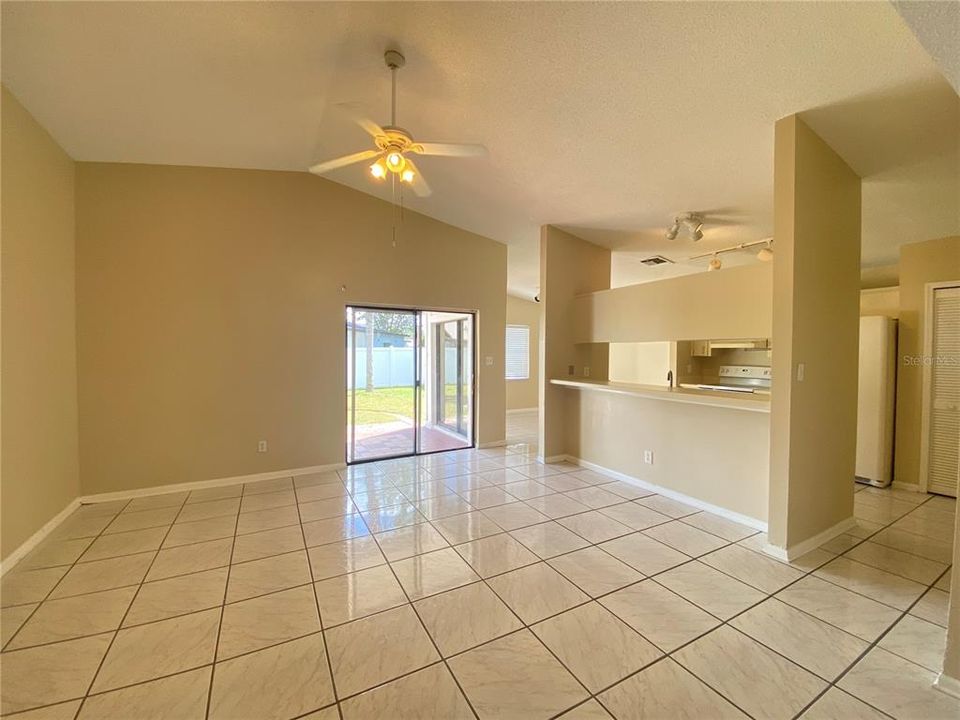 For Rent: $1,995 (3 beds, 2 baths, 1145 Square Feet)