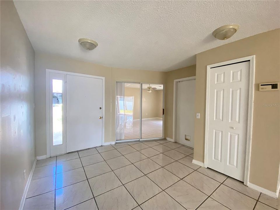 For Rent: $1,995 (3 beds, 2 baths, 1145 Square Feet)