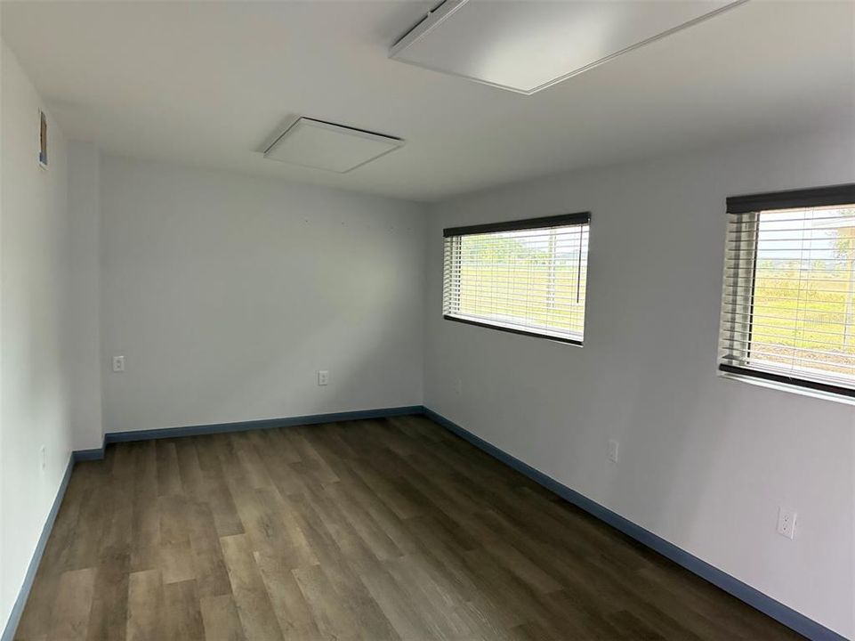 待售: $48,000 (0 贝兹, 0 浴室, 1636 平方英尺)