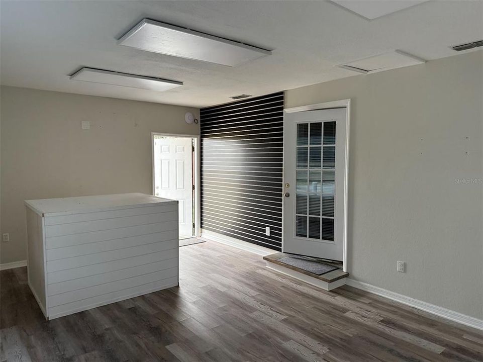 待售: $48,000 (0 贝兹, 0 浴室, 1636 平方英尺)